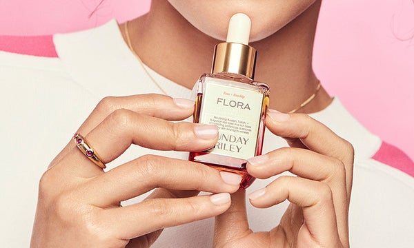 6 Best Natural Oils for Your Skin Type, According to Dermatologists