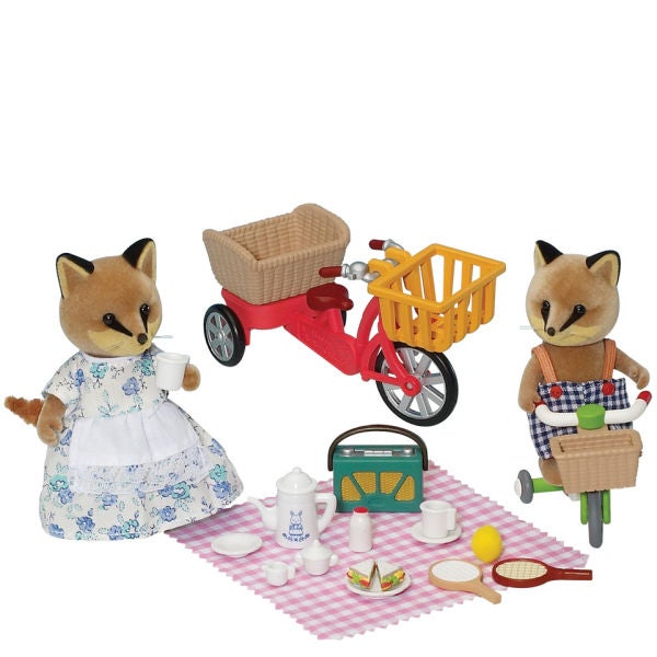 Sylvanian Families Bikes and Picnic Set