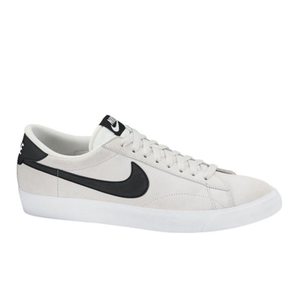 nike tennis classic trainers