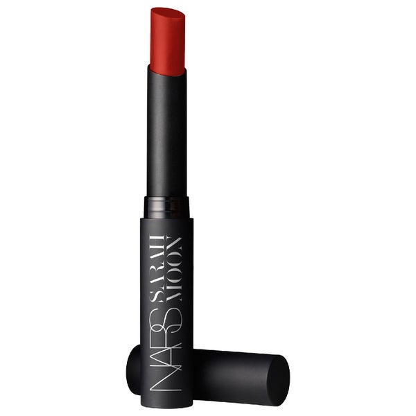 NARS Cosmetics Sarah Moon Pure Matte Lipstick Rouge à Lèvres Édition Limitée - Rouge Improbable