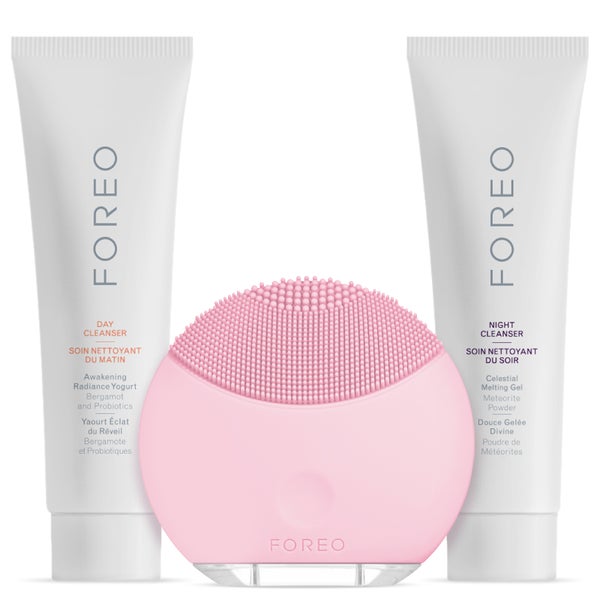 FOREO Holiday Cleansing Collection - (LUNA Mini) Petal Pink (Worth £123)