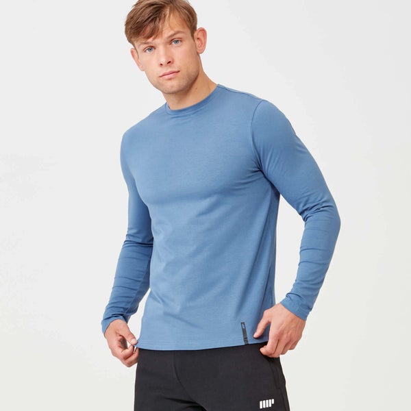 Myprotein Luxe Classic Long Sleeve Crew