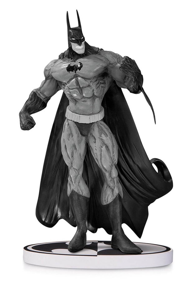 DC Statue Batman Black & White By Bisley 2nd Ed