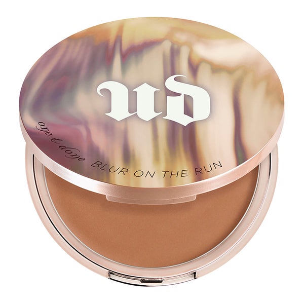 Polvos faciales Naked One and Done Blur on the Run de Urban Decay - Tono 2