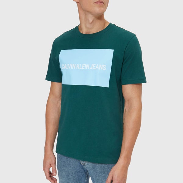 Calvin Klein Jeans Men's Institutional Box Logo Regular T-Shirt - June Bug/Chambray Blue