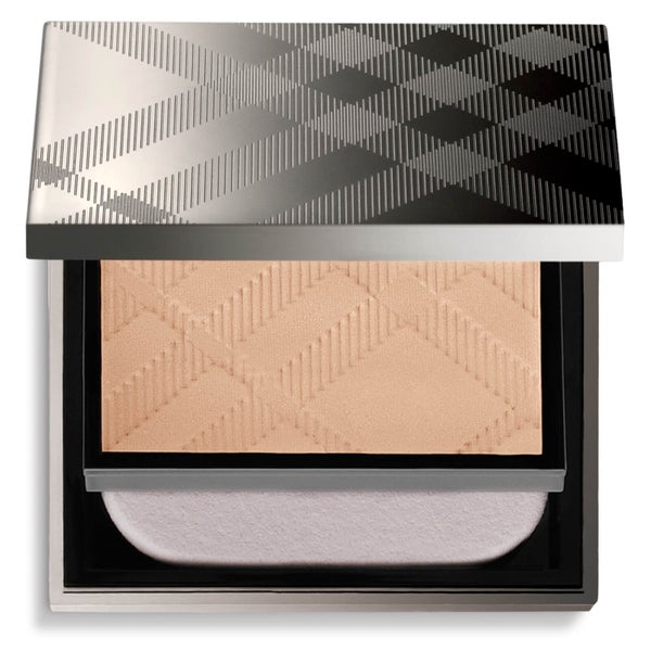 Burberry Fresh Glow Compact Foundation 8g (Various Shades)