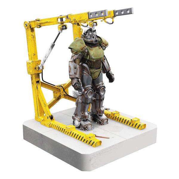 Power Factory Fallout T-51 Power Armor and Cradle 4 Port USB Hub 28cm