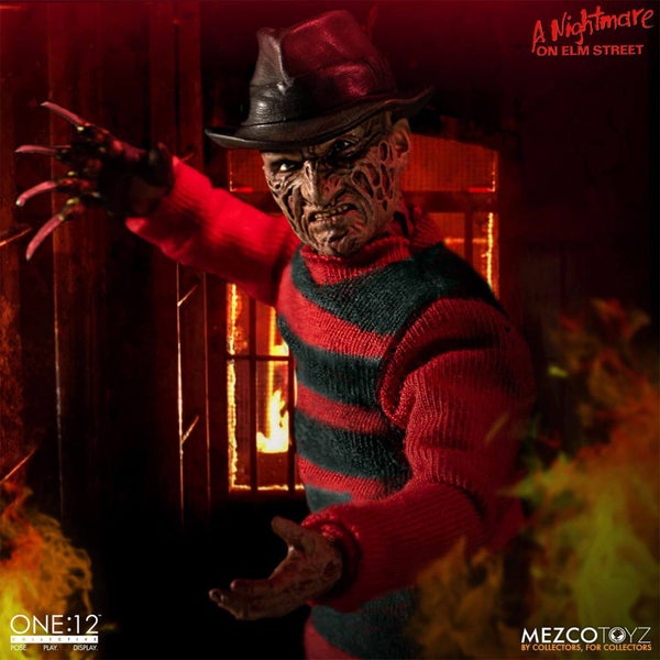 Mezco Figurine collective Freddy Krueger à l'échelle 1:12 - Un cauchemar sur Elm Street (1984)
