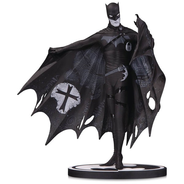 DC Collectibles Batman Black & White Statue Batman by Gerard Way 20 cm