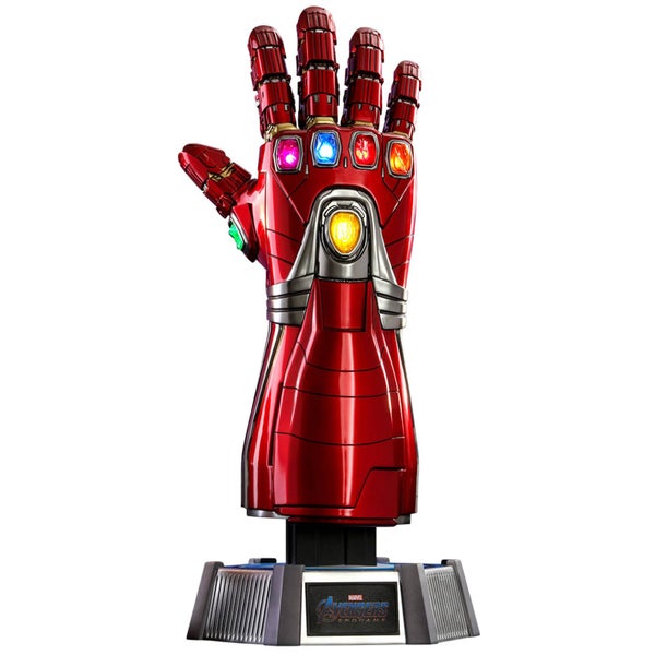 Hot Toys Avengers: Endgame Life-Size Masterpiece Replica 1/1 Nano Gauntlet 52cm