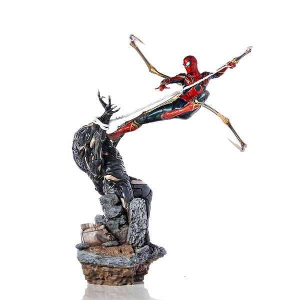 Iron Studios Avengers: Endgame BDS Art Figur im Maßstab 1:10 Iron Spider vs Outrider, 36 cm