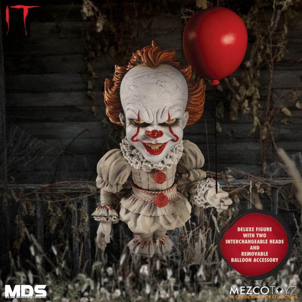 Mezco IT (2017) MDS Series Pennywise Deluxe Action Figure