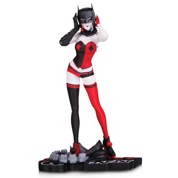 Statuette Harley Quinn Red White & Black par John Timms