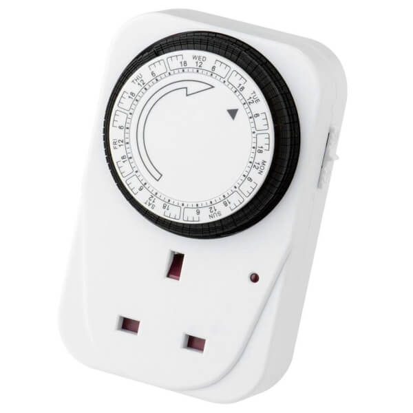 Arlec 7 Day Mechanical Timer Socket White Homebase