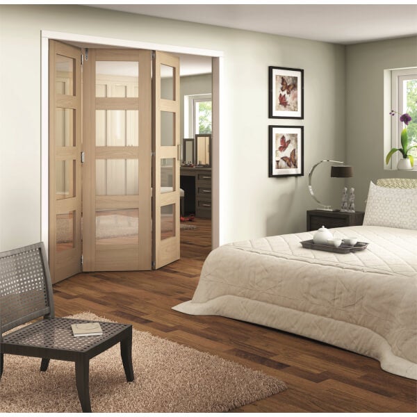 Shaker Oak 4 Light Clear Glazed Interior Folding Doors 3 x 0 2047 x