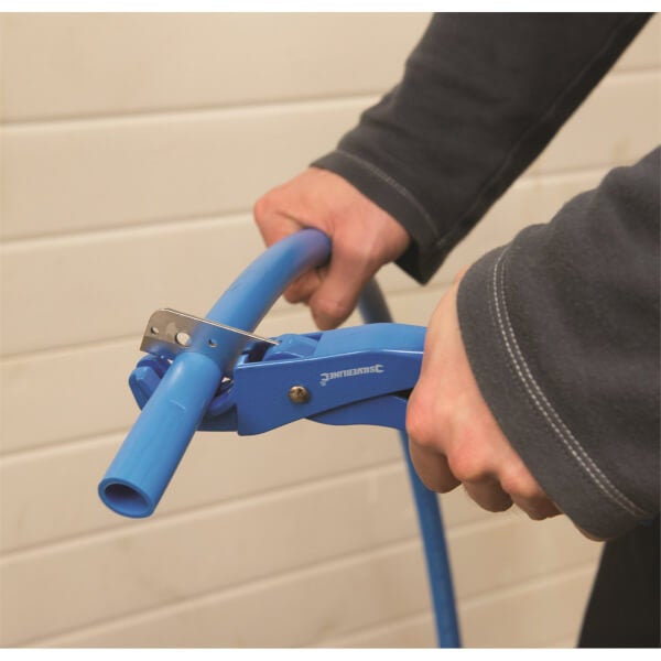 Silverline Plastic Hose Pipe Cutter 36mm Homebase