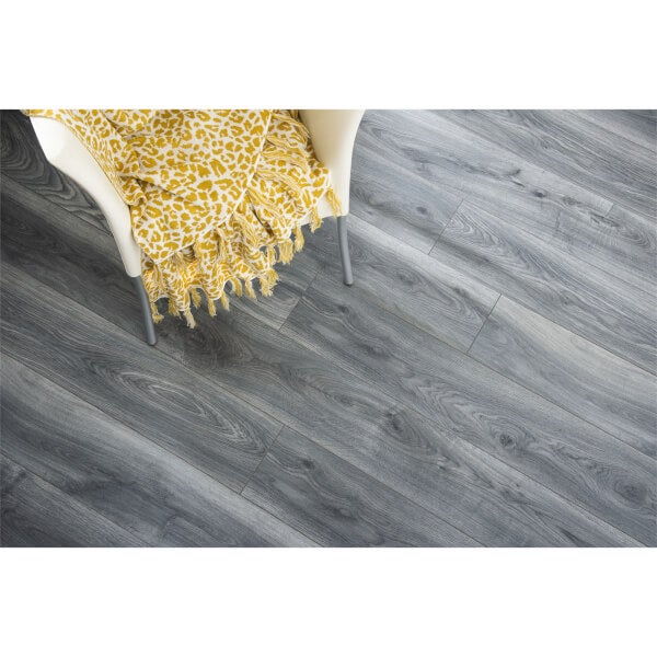 Coventry Oak Laminate Flooring Homebase