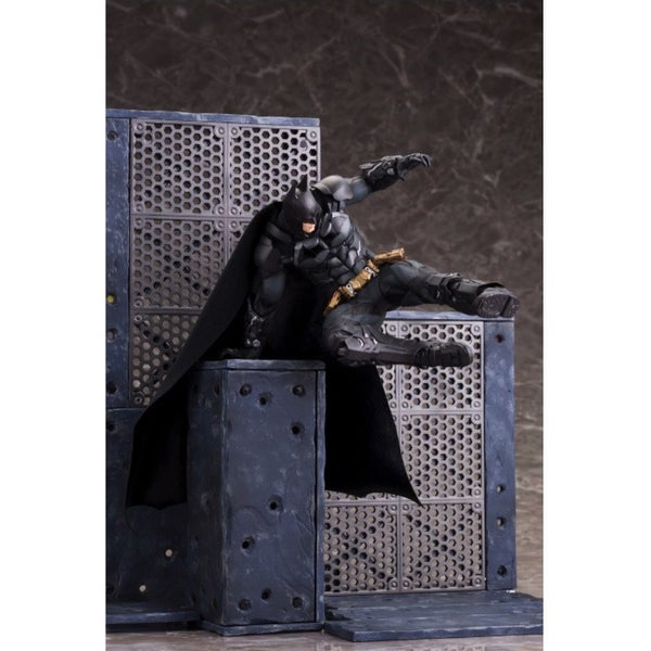 Kotobukiya DC Comics Batman Arkham Knight Batman 1:10 Scale ArtFX+ Statue