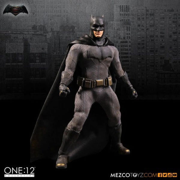 Mezco Toys DC Comics Batman v Superman Dawn of Justice Batman 6 inch Figure
