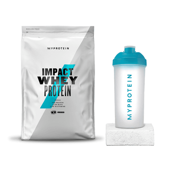Kaufe das Whey Protein & Shaker EssentialsBundle MYPROTEIN™