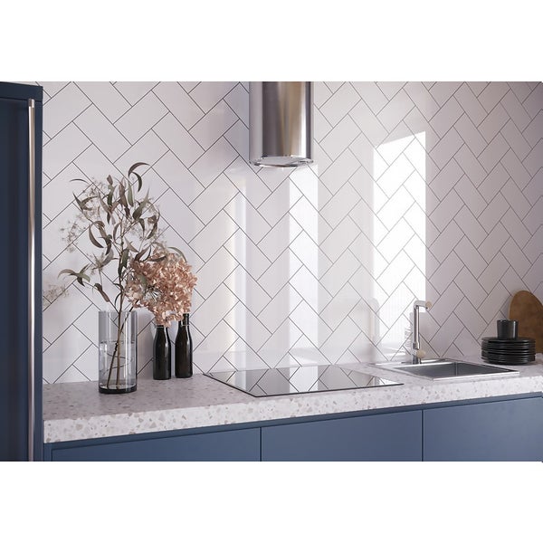 Flat Metro White Gloss Wall Tile 200 x 100mm Homebase