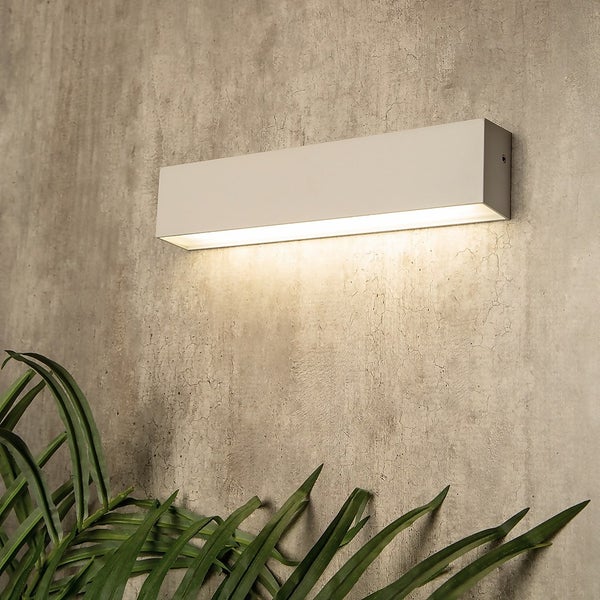 Cannes 10w Outdoor LED Linear Wall Light (IP54) White Homebase