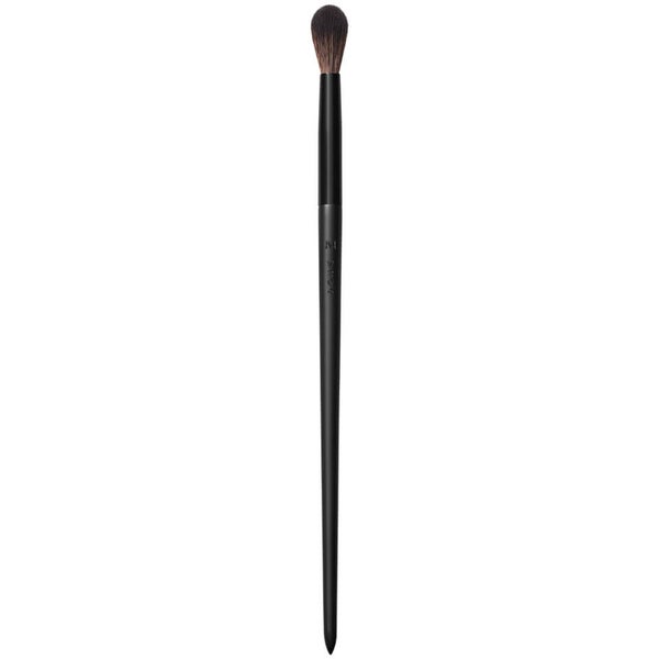Morphe V204 Soft Pointed Eyeshadow Brush LOOKFANTASTIC