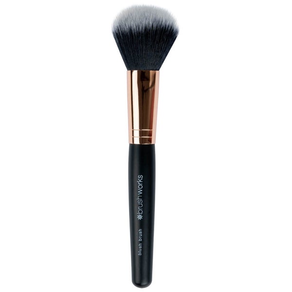 Make Up Brushes LOOKFANTASTIC