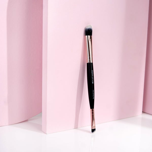 Makeup Brushes LOOKFANTASTIC UAE