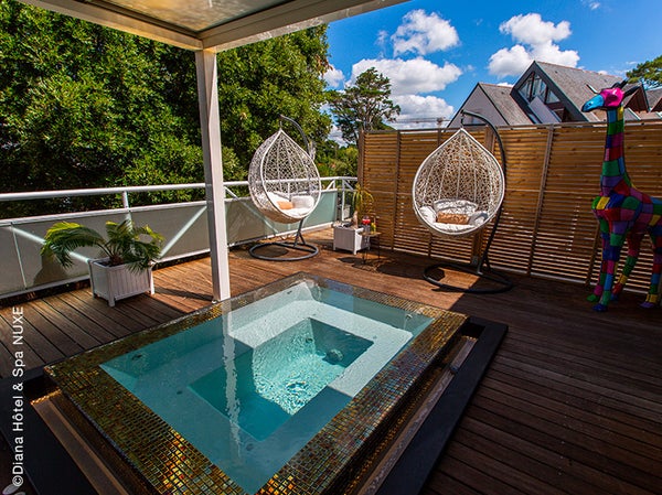 SPA NUXE HÔTEL LE DIANA****<br> 21 Boulevard de la Plage 56340 CARNAC<br> www.lediana.com<br> spalediana@gmail.com<br> Tél.: +33 (0)2 97 52 05 38