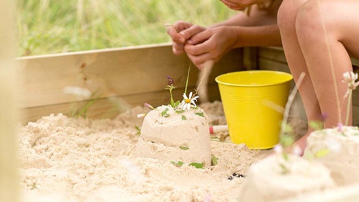 Sandpits & Play Tables