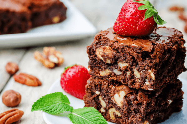 Brownies with Nuts and Strawberries