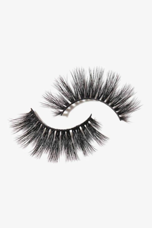 FALSCHE WIMPERN