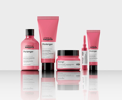 Professional range to nourish and hydrate dry hair.