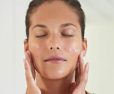 ELEMIS Skincare para pieles deshidratadas