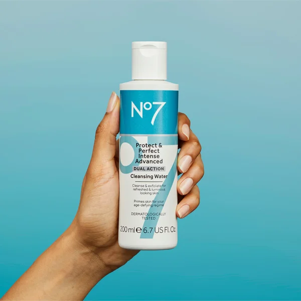 Protect & Perfect Intense Advanced Dual Action Cleansing Water 200ml