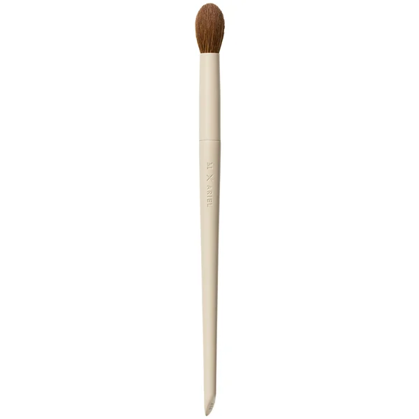 فرشاة تثبيت المكياج الدقيقة A14 من Morphe X Ariel