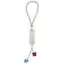 View Quest Intelligenter Schmuck 8GB USB Speicher - Silber