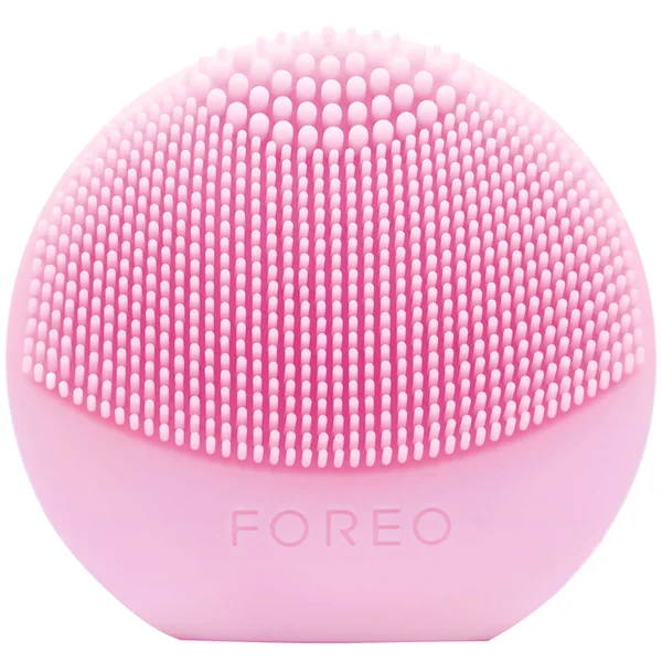 FOREO LUNA™ play (Various Shades)