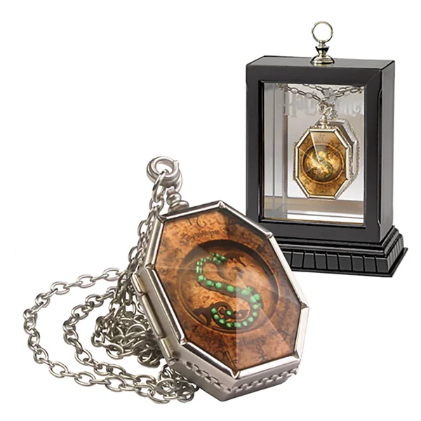 Harry Potter Salazar Slytherin's Locket Horcrux Replica