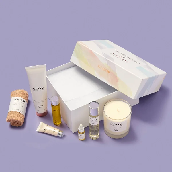 LOOKFANTASTIC X Neom Organics Limited Edition Beauty Box 2019