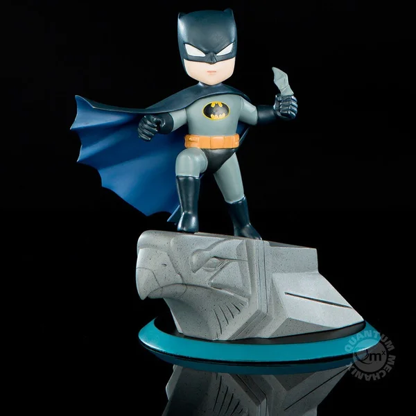 Quantum Mechanix DC Comics Batman Q-Pop Action Figure