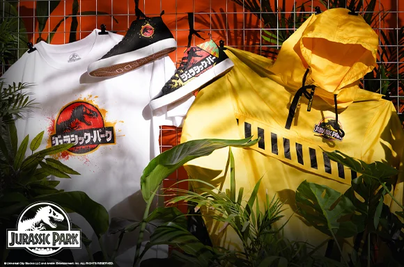 Jurassic Park T-shirt, Jacket & Trainers - £99.99