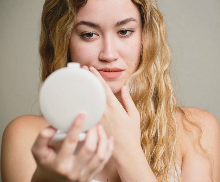 The Best Hormonal Acne Treatment for Adult Women