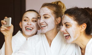 5 Worst Pieces of Advice Your Friends Tell You About Your Skin (And What to Do Instead)