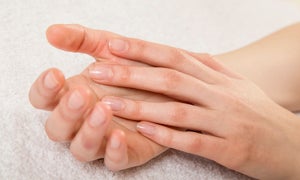 Discolorations, Cracks or Lines on Nails: What Do They Mean?