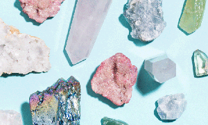 Crystals for Beauty: Why You Should Add Quartz to Your Skin Care Routine