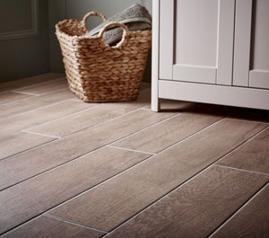 Laminate Flooring Buying Guide