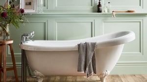 Design Ideas for a Victorian-Style Bathroom