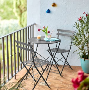 8 Balcony Garden Ideas to Transform your Space